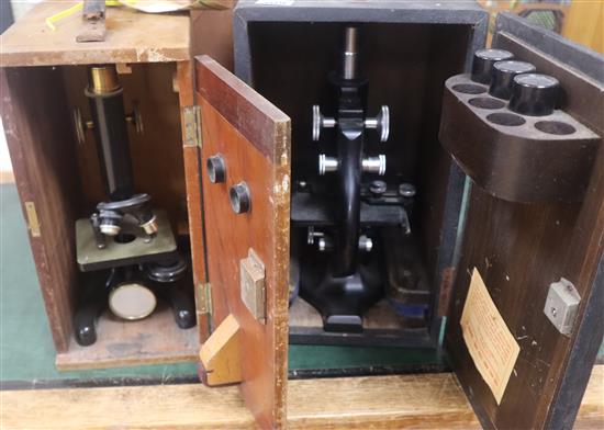 An E. Leitz Wetzlar microscope, no.14003, cased, a Prior microscope, no. 14003, cased,